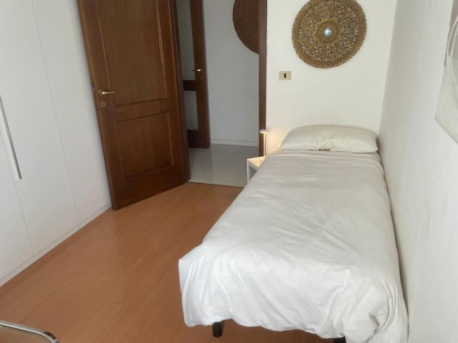 Attico Montiglio - Panorama-Wifi Διαμέρισμα Collebeato Εξωτερικό φωτογραφία