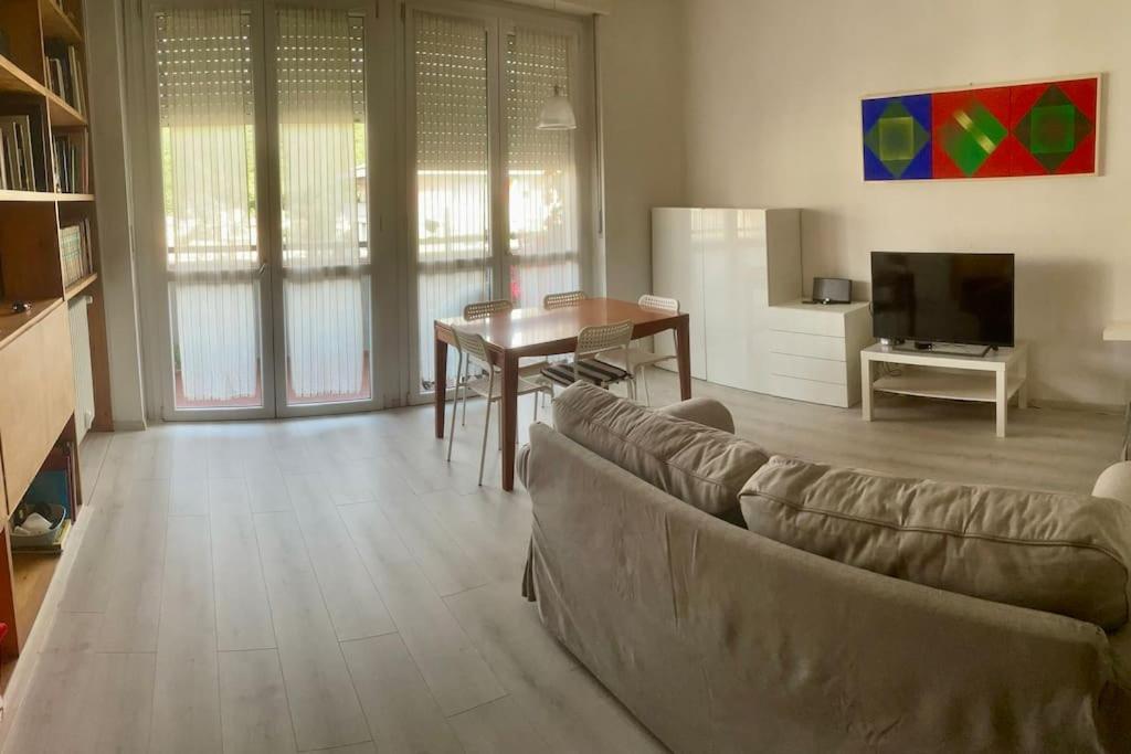 Attico Montiglio - Panorama-Wifi Διαμέρισμα Collebeato Εξωτερικό φωτογραφία